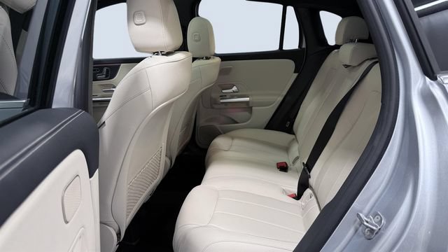 Used 2026 Mercedes-Benz GLA 250 4MATIC image 7