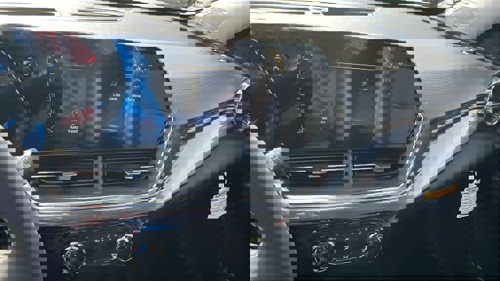 New 2026 Chevrolet Trax ACTIV w/ Sunroof Package image 25