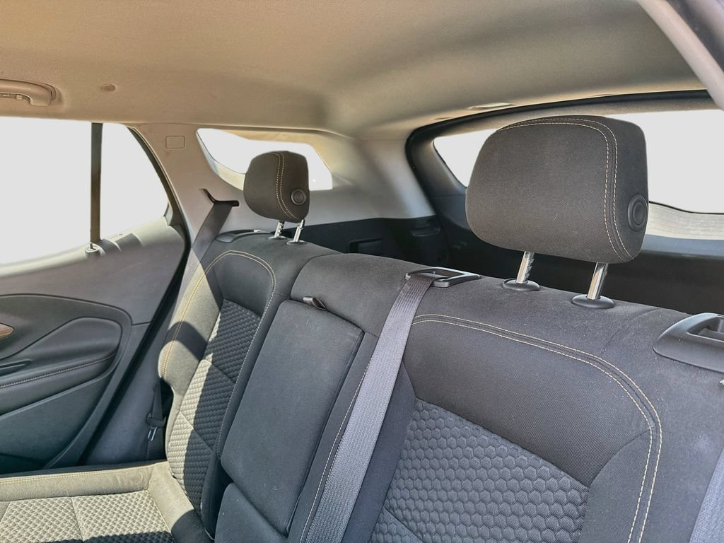 Used 2020 GMC Terrain SLE FWD image 21
