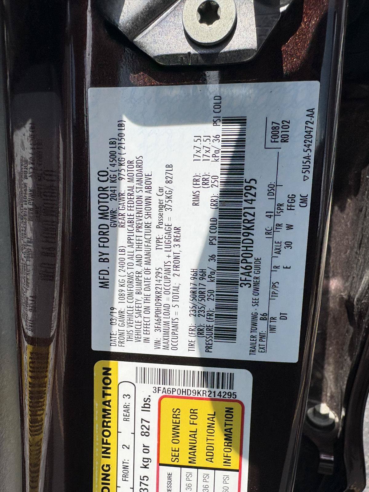Used 2019 Ford Fusion SE FWD image 17