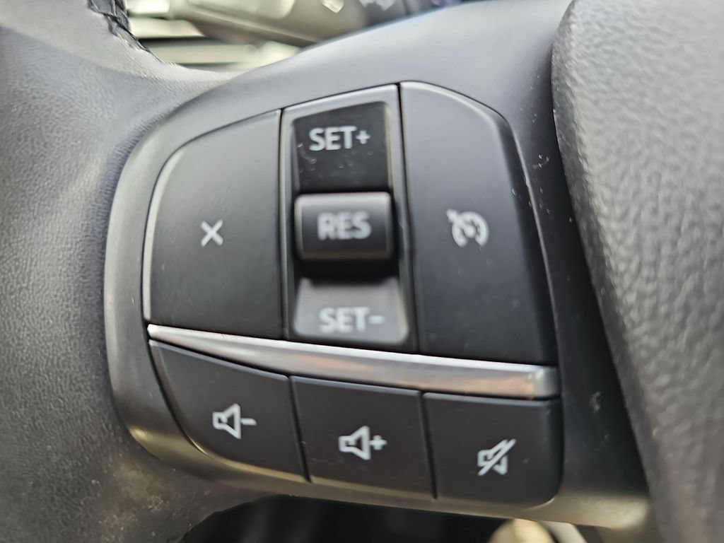 Used 2022 Ford Escape SE w/ Convenience Package FWD image 17