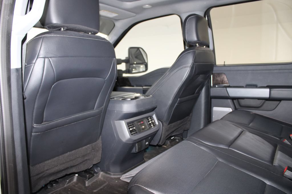 Used 2023 Ford F250 Lariat w/ Lariat Ultimate Package AWD/4WD image 19