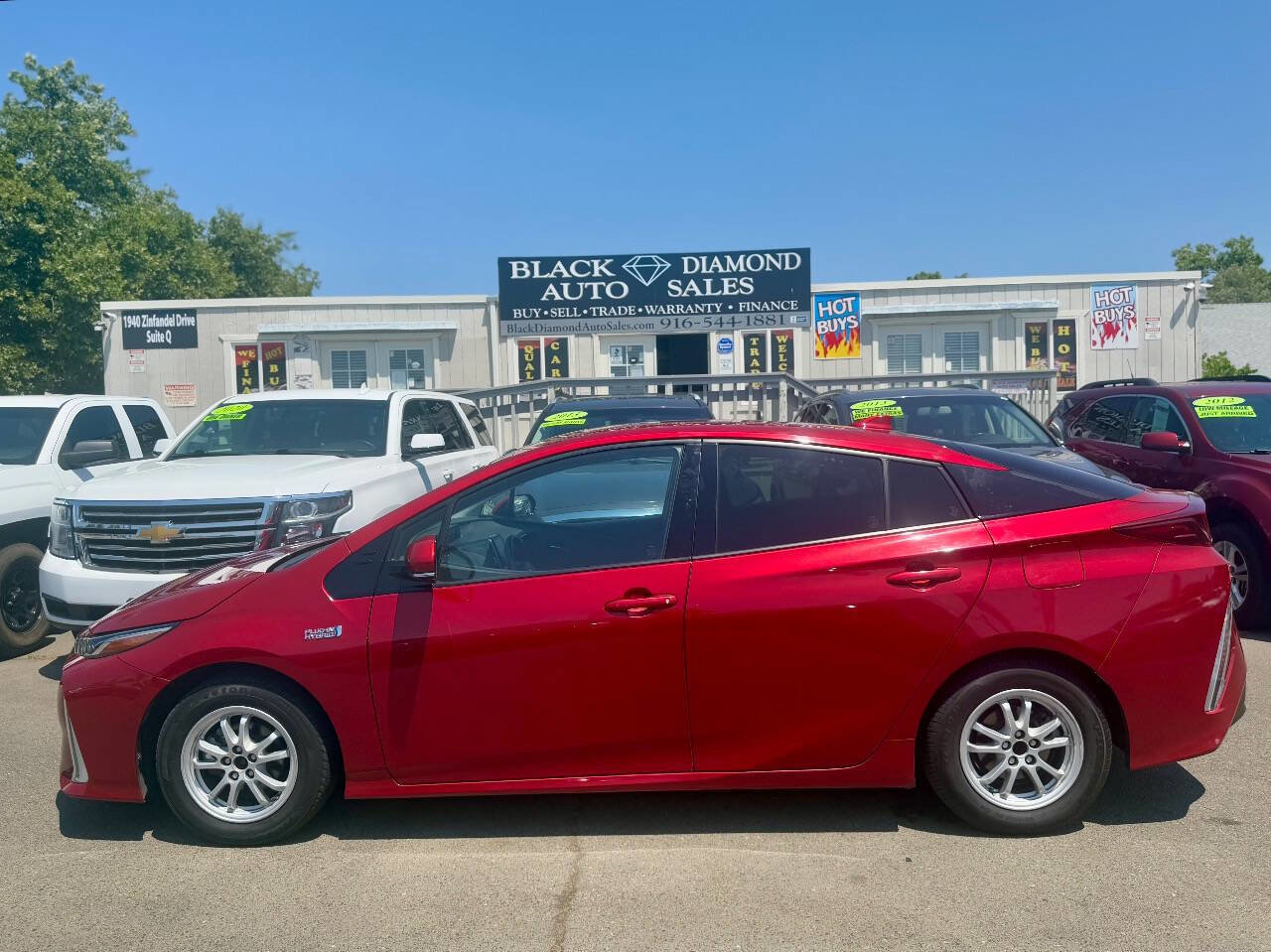 Used 2017 Toyota Prius Prime Premium image 9