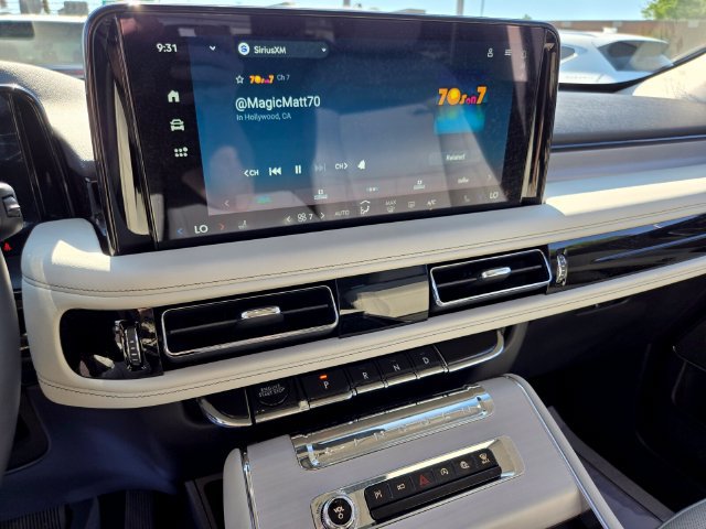 Used 2025 Lincoln Aviator Reserve w/ Illumination Package AWD/4WD image 27