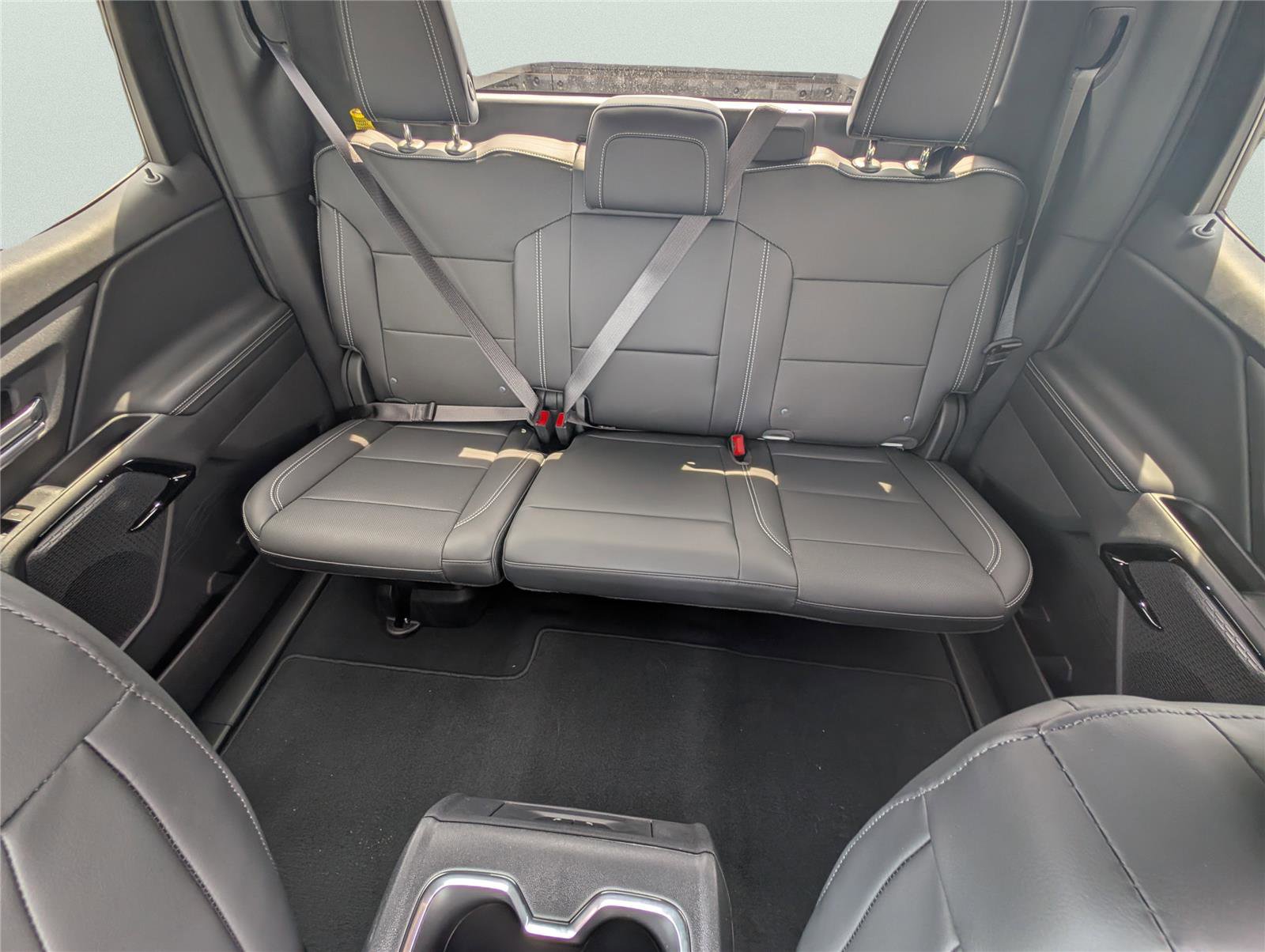 New 2025 Chevrolet Silverado EV LT image 31