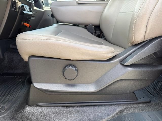 Used 2022 Ford F250 XL w/ Power Equipment Group RWD image 10