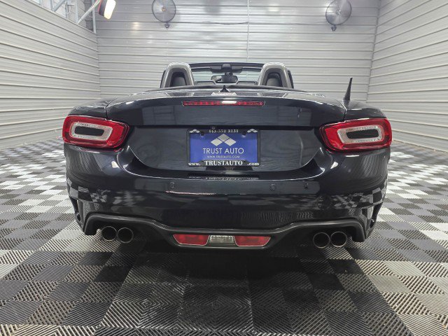 Used 2017 FIAT 124 Spider Abarth RWD image 7