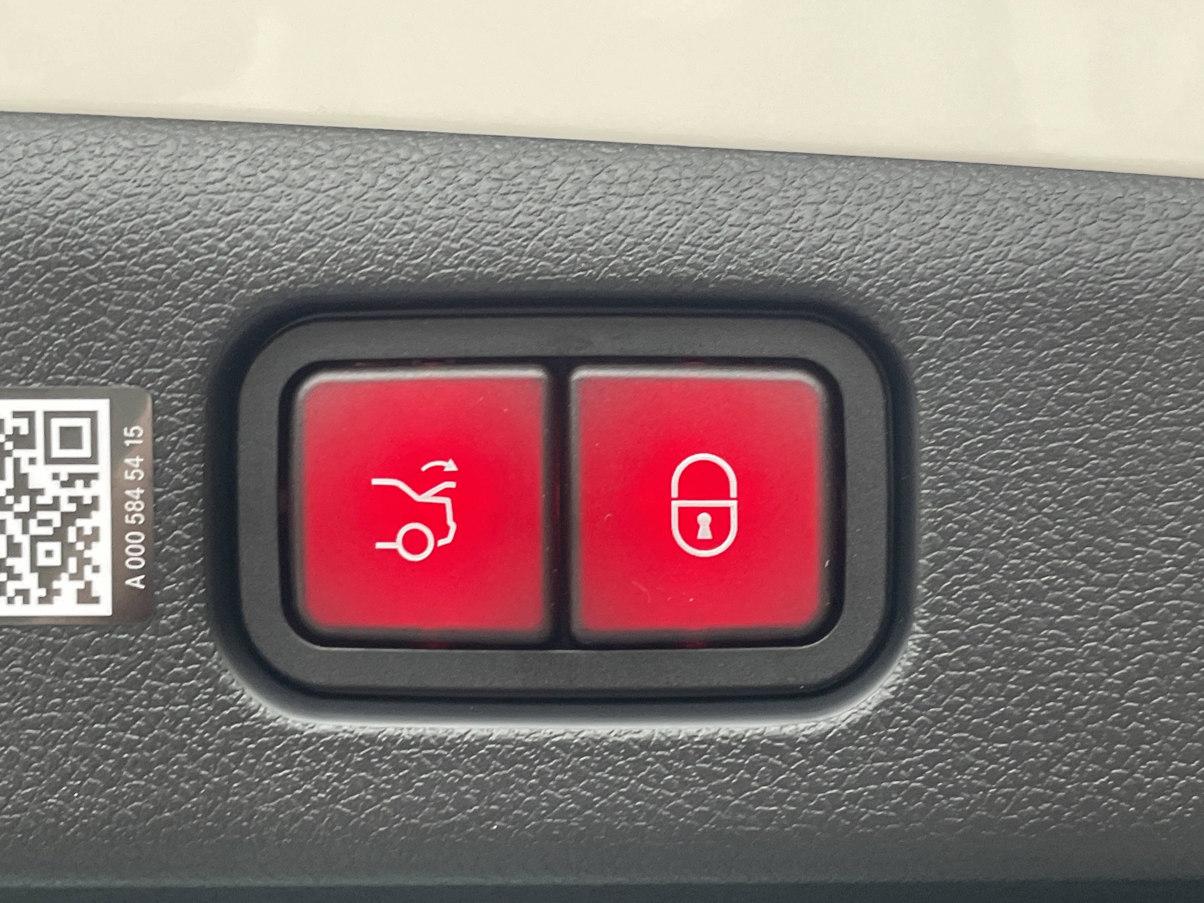 New 2026 Mercedes-Benz E 53 AMG e 4MATIC Sedan image 12