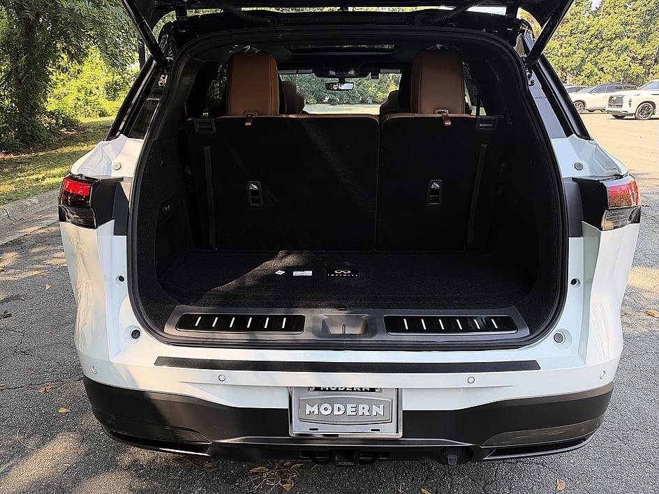 New 2027 INFINITI QX60 Autograph AWD/4WD image 24