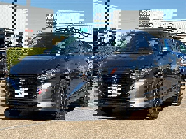 New 2025 Nissan Sentra SV w/ All-Weather Package image 4