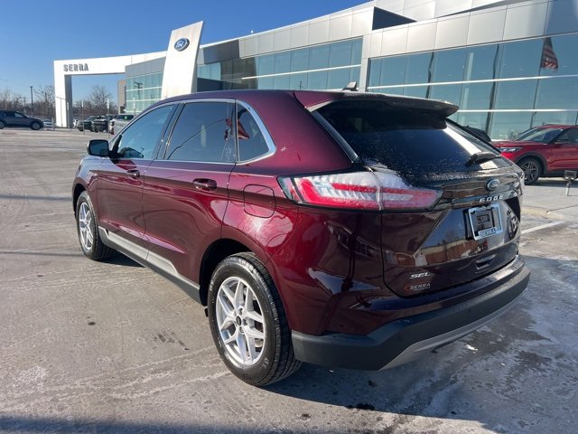 Used 2024 Ford Edge SEL w/ Convenience Package image 7