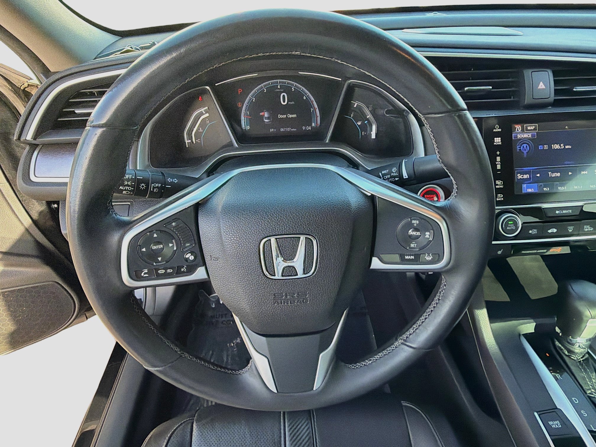 Used 2018 Honda Civic Touring image 38