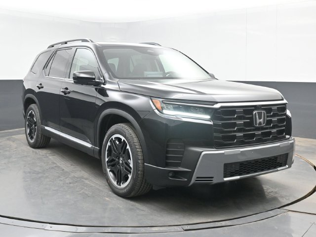 New 2026 Honda Pilot Touring image 2