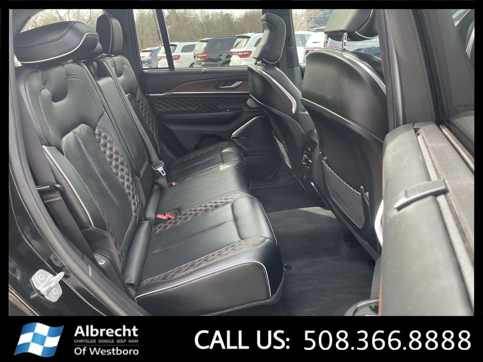 Used 2023 Jeep Grand Cherokee Summit w/ Adv Protech Group IV image 18