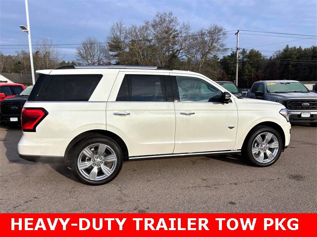 Used 2024 Ford Expedition King Ranch image 2