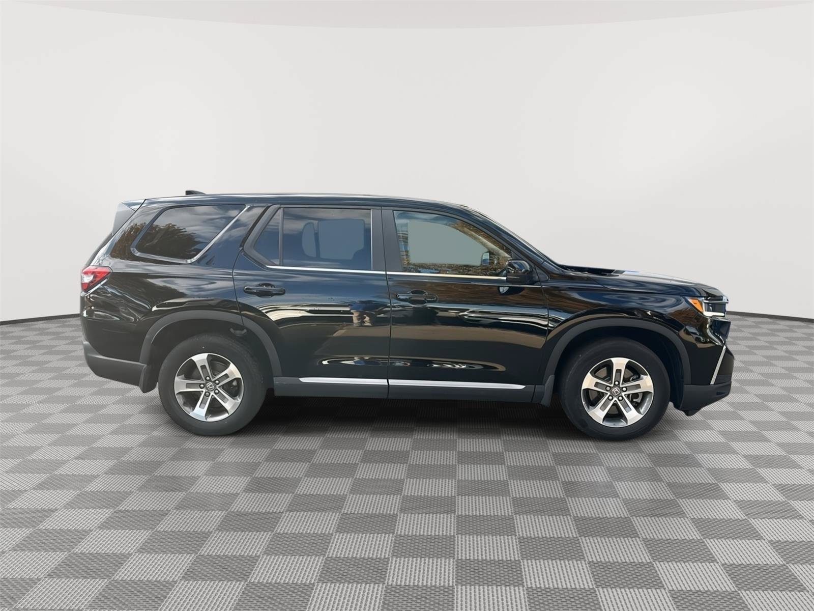 Certified 2025 Honda Pilot EX-L image 33