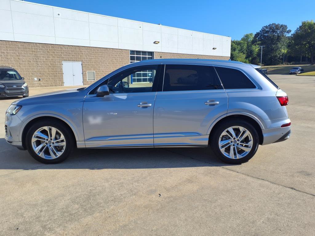 Used 2021 Audi Q7 3.0T Prestige AWD/4WD image 34
