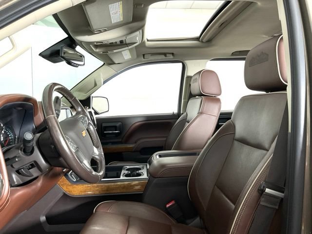Used 2015 Chevrolet Silverado 2500 High Country w/ Duramax Plus Package AWD/4WD image 30