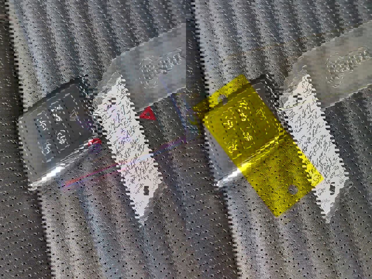 Used 2024 Land Rover Discovery Metropolitan Edition image 36