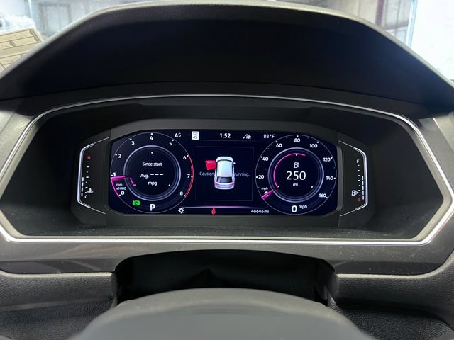Certified 2022 Volkswagen Tiguan SEL R-Line AWD/4WD image 23