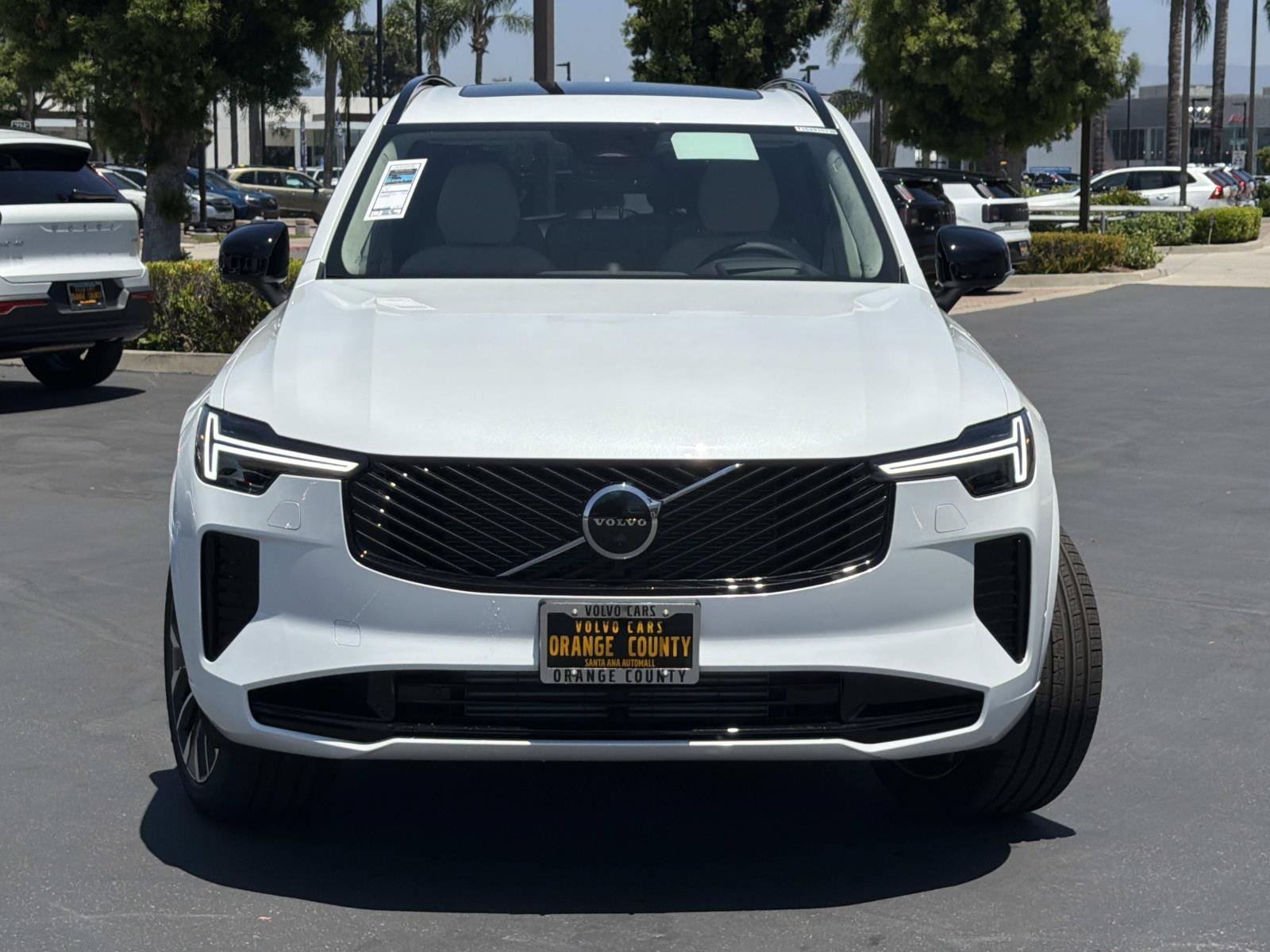 New 2026 Volvo XC90 T8 Ultra w/ Lounge Package AWD/4WD image 2