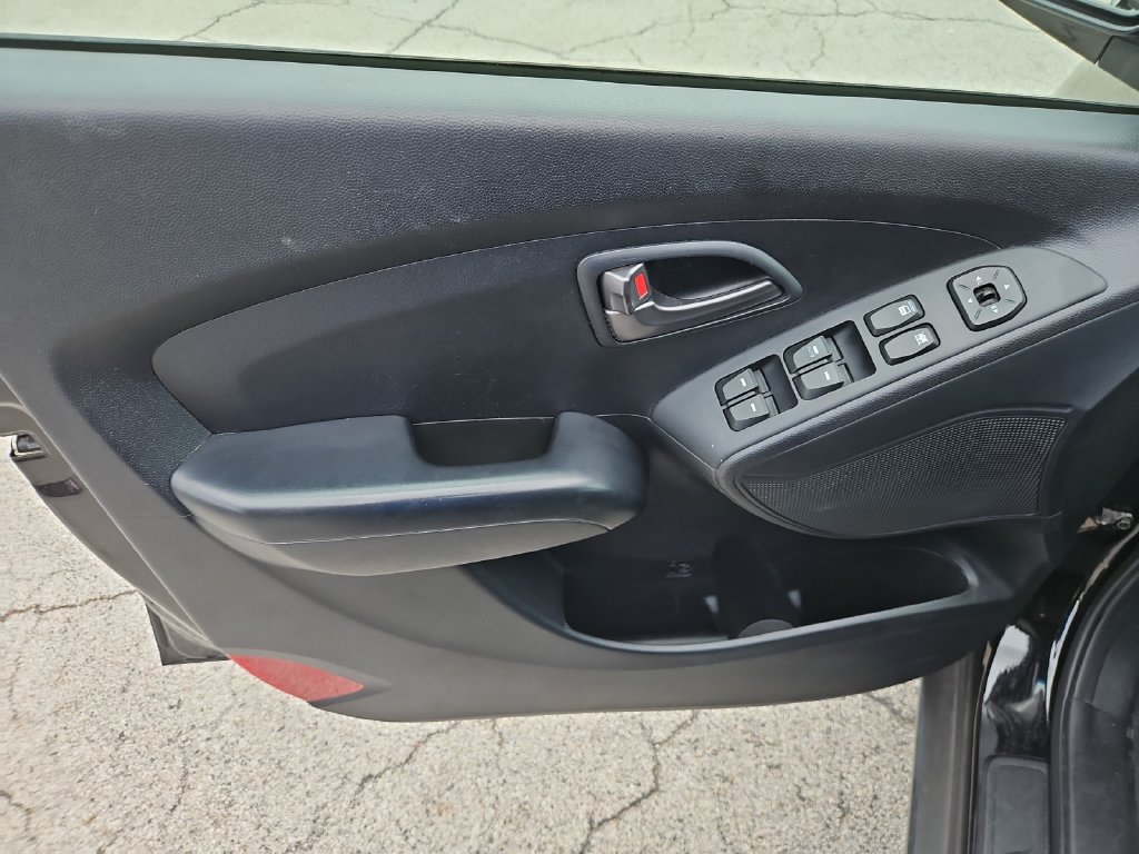 Used 2014 Hyundai Tucson GLS FWD image 11