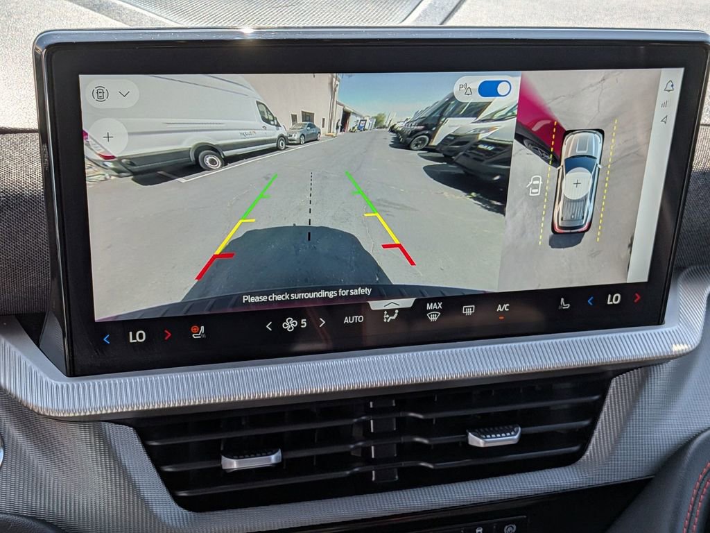 Used 2025 Ford Explorer ST-Line w/ ST-Line Street Pack image 18