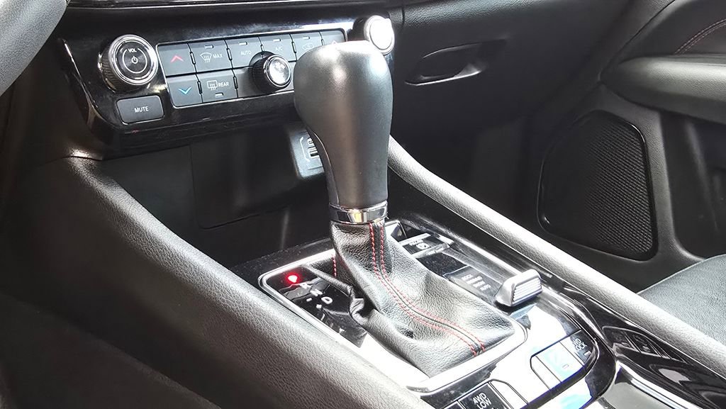 Used 2022 Jeep Compass Trailhawk image 32