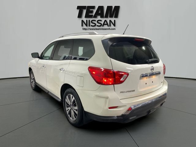 Used 2018 Nissan Pathfinder S AWD/4WD image 4