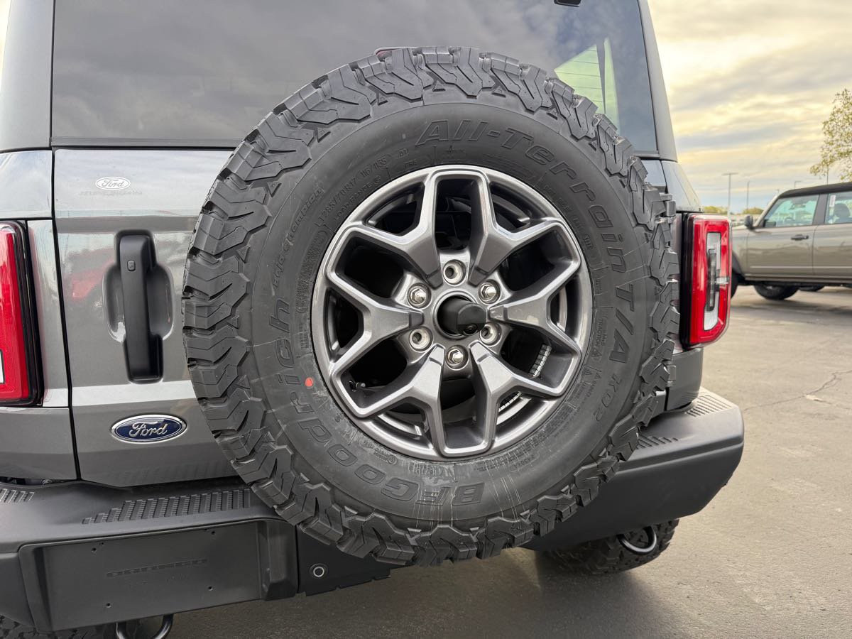 New 2025 Ford Bronco Badlands AWD/4WD image 7