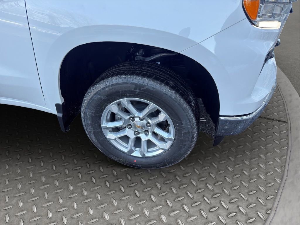 New 2026 Chevrolet Silverado 1500 LT image 16