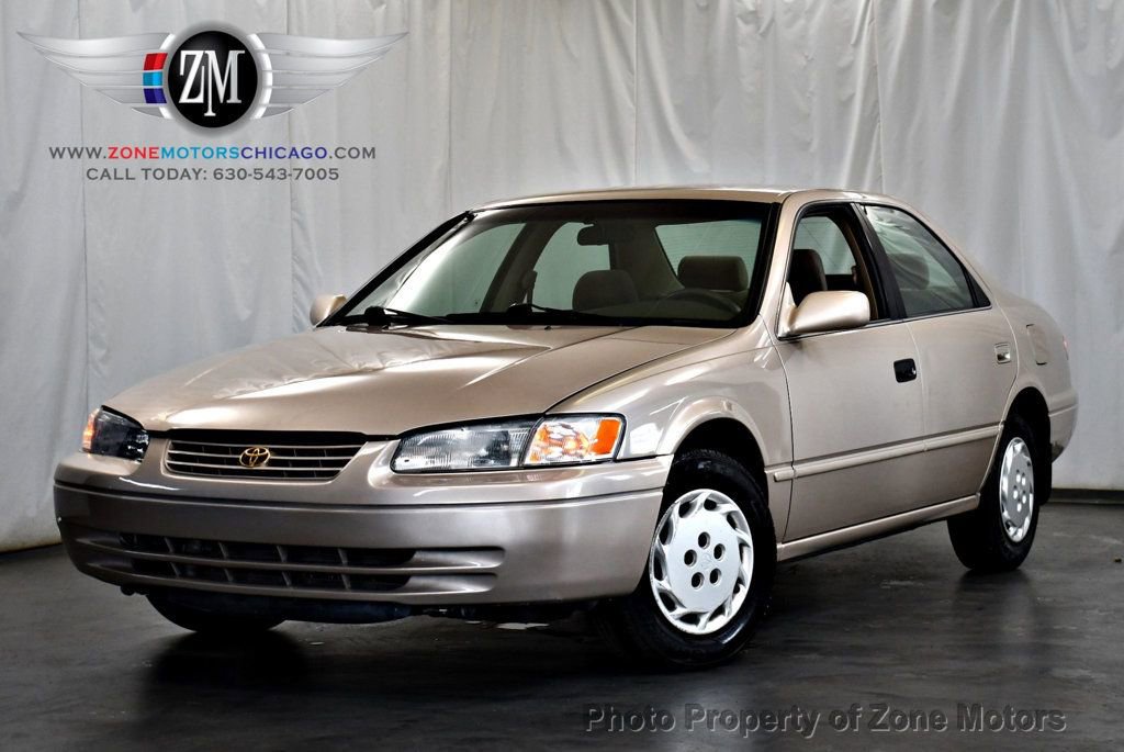 Used 1997 Toyota Camry LE image 1