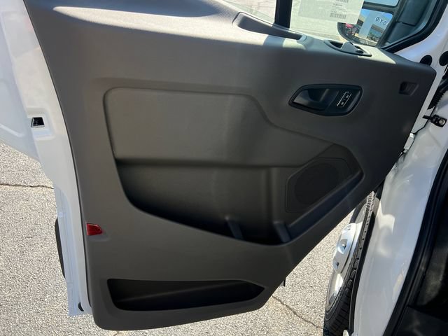 New 2026 Ford Transit 150 148 Medium Roof AWD w/ Load Area Protection Package image 10