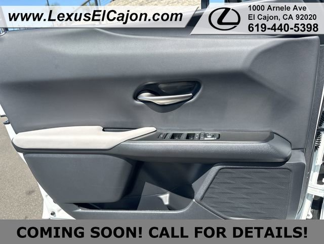Used 2025 Lexus UX 300h AWD w/ Accessory Package (Z2) image 38