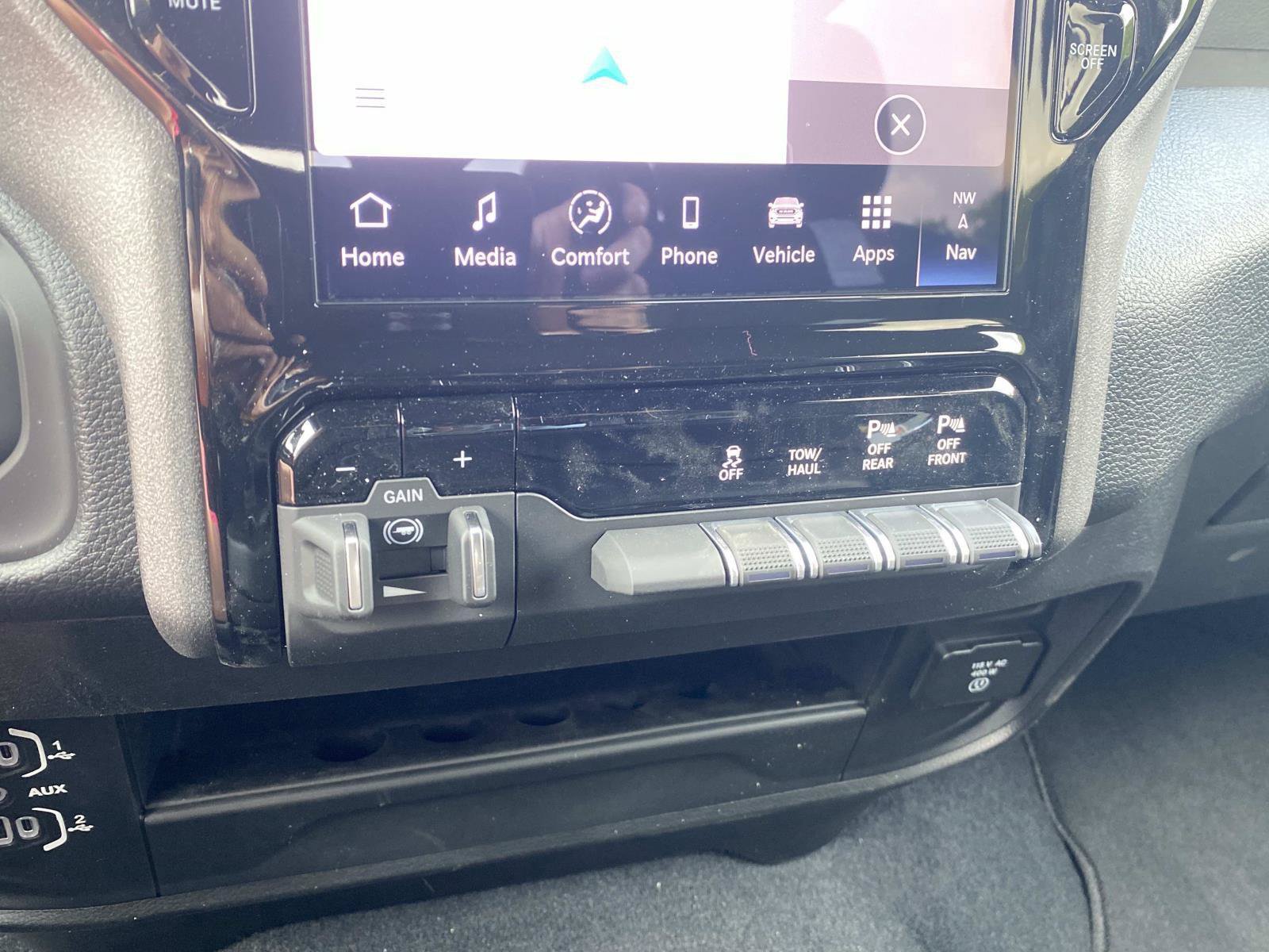 New 2027 RAM 2500 Tradesman AWD/4WD image 16