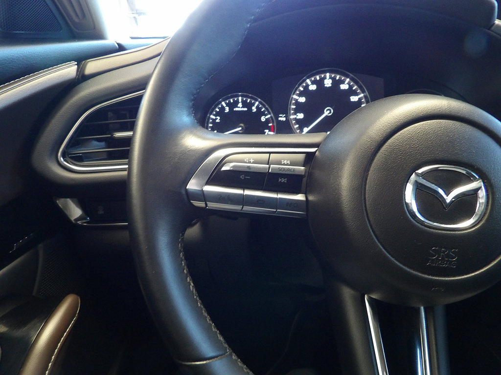 Certified 2023 MAZDA CX-30 AWD 2.5 S w/ Premium Package image 22