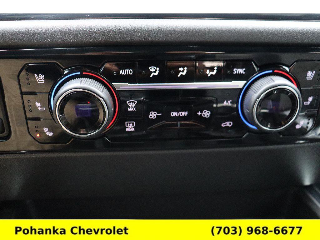 Used 2025 Chevrolet Silverado 1500 ZR2 w/ Technology Package image 16