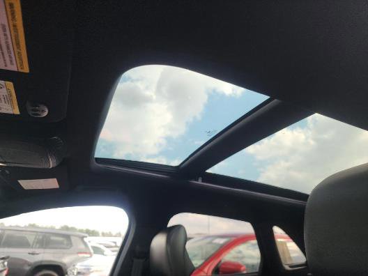 Used 2016 Lincoln MKC Reserve image 7