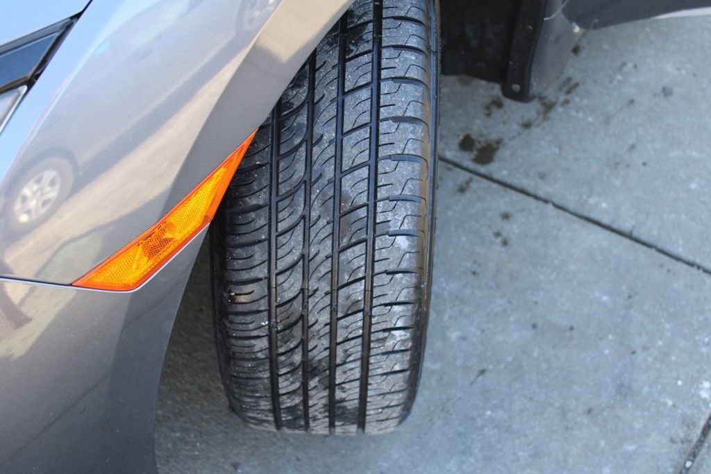 Used 2020 Honda Civic LX image 12