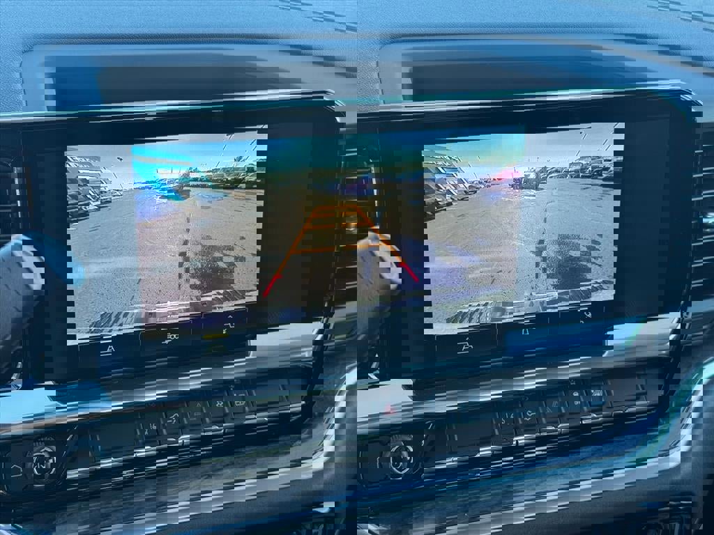 Used 2024 Chevrolet Silverado 3500 LTZ image 13