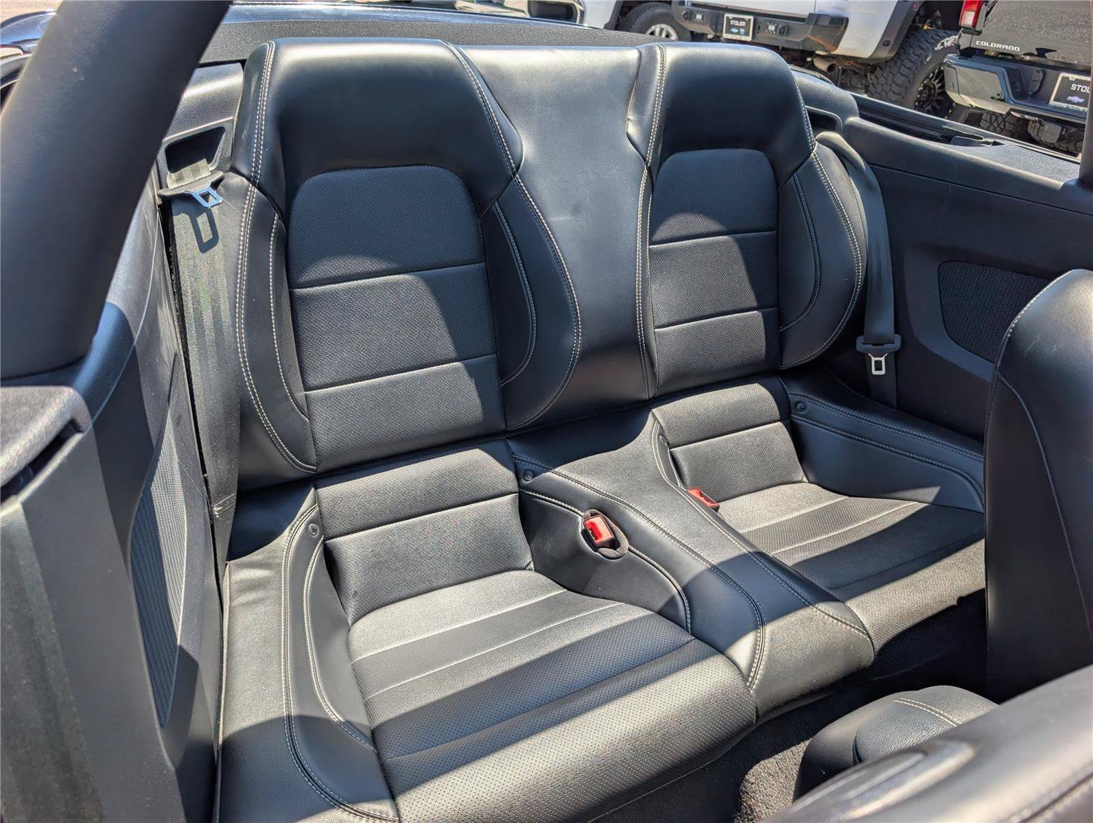 Used 2019 Ford Mustang GT Premium w/ Equipment Group 401A RWD image 13