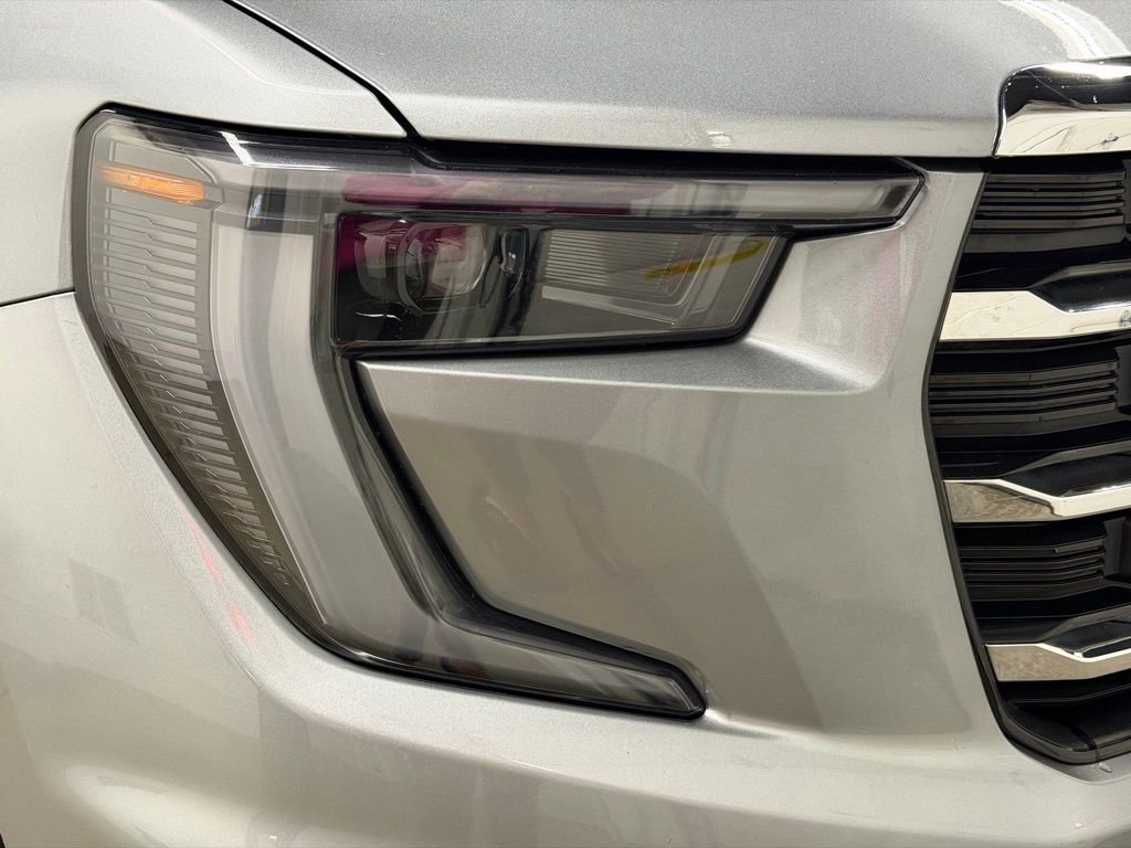 Certified 2025 GMC Acadia Elevation w/ LPO, Floor Liner Package image 31