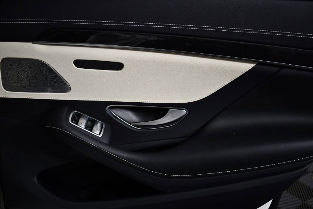 Used 2018 Mercedes-Benz S 560 Sedan image 46