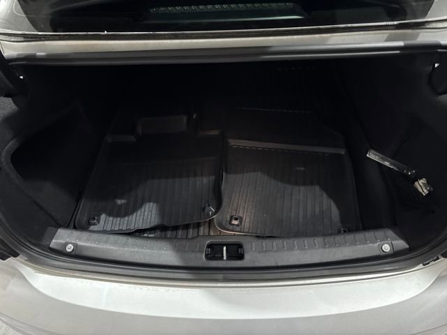 Used 2022 Volvo S90 B6 Inscription w/ Advanced Package image 26