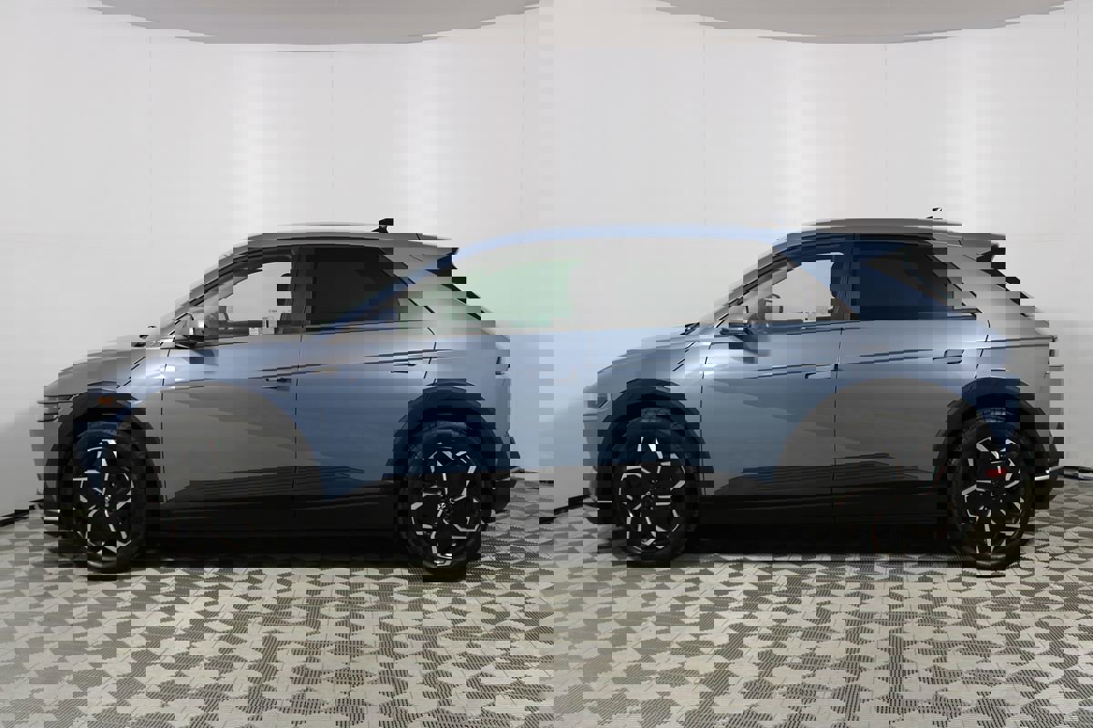 Used 2024 Hyundai Ioniq 5 SEL image 27