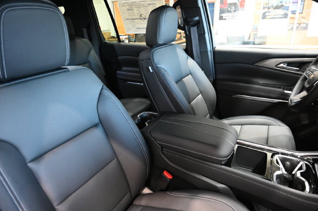 New 2027 Chevrolet Traverse LT AWD/4WD image 8