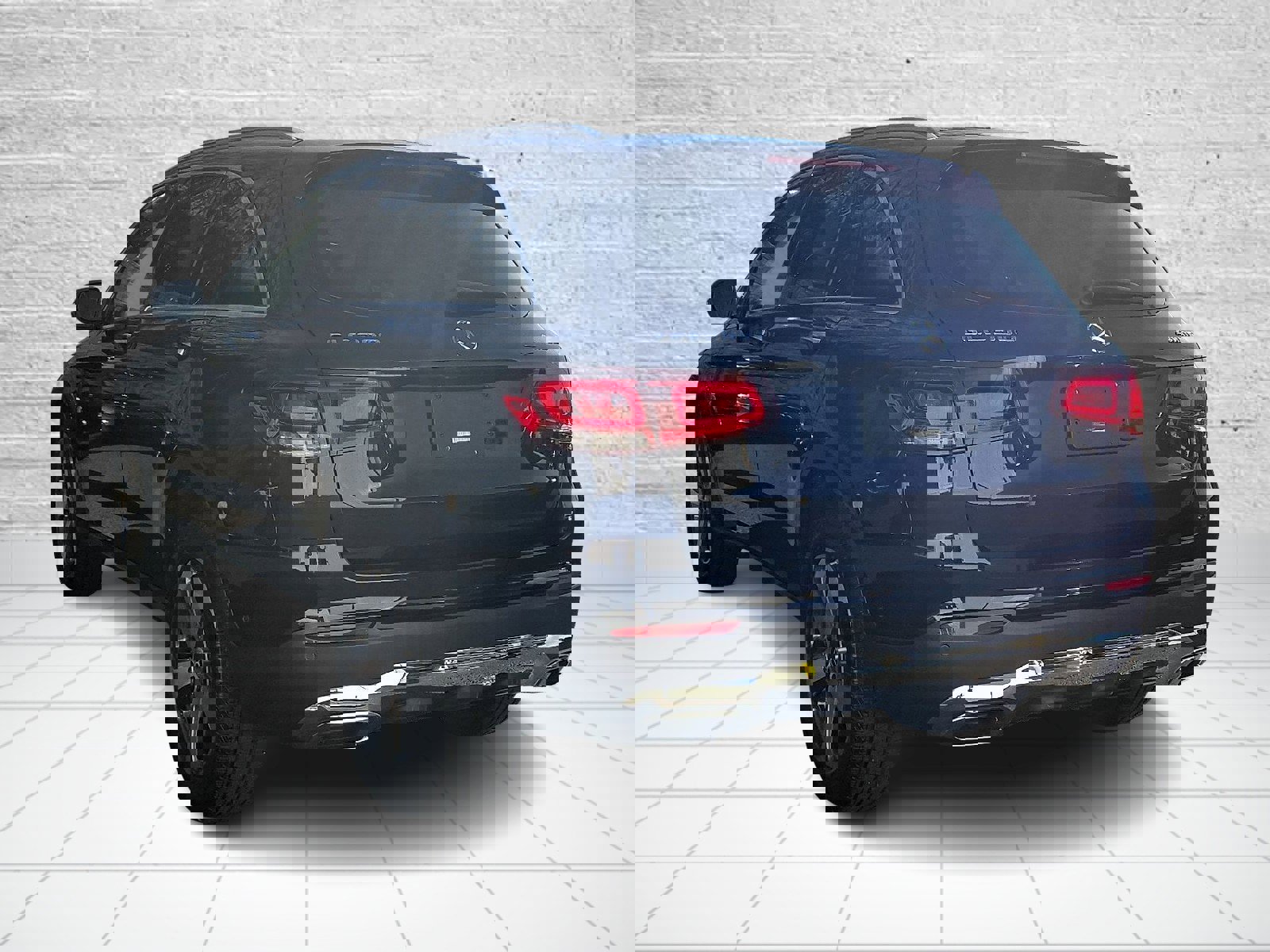 Used 2022 Mercedes-Benz GLC 300 4MATIC image 4