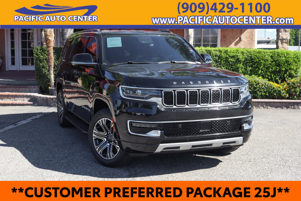 Used 2024 Jeep Wagoneer Series II RWD image 1