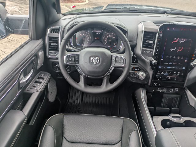 New 2026 RAM 1500 Laramie AWD/4WD image 17