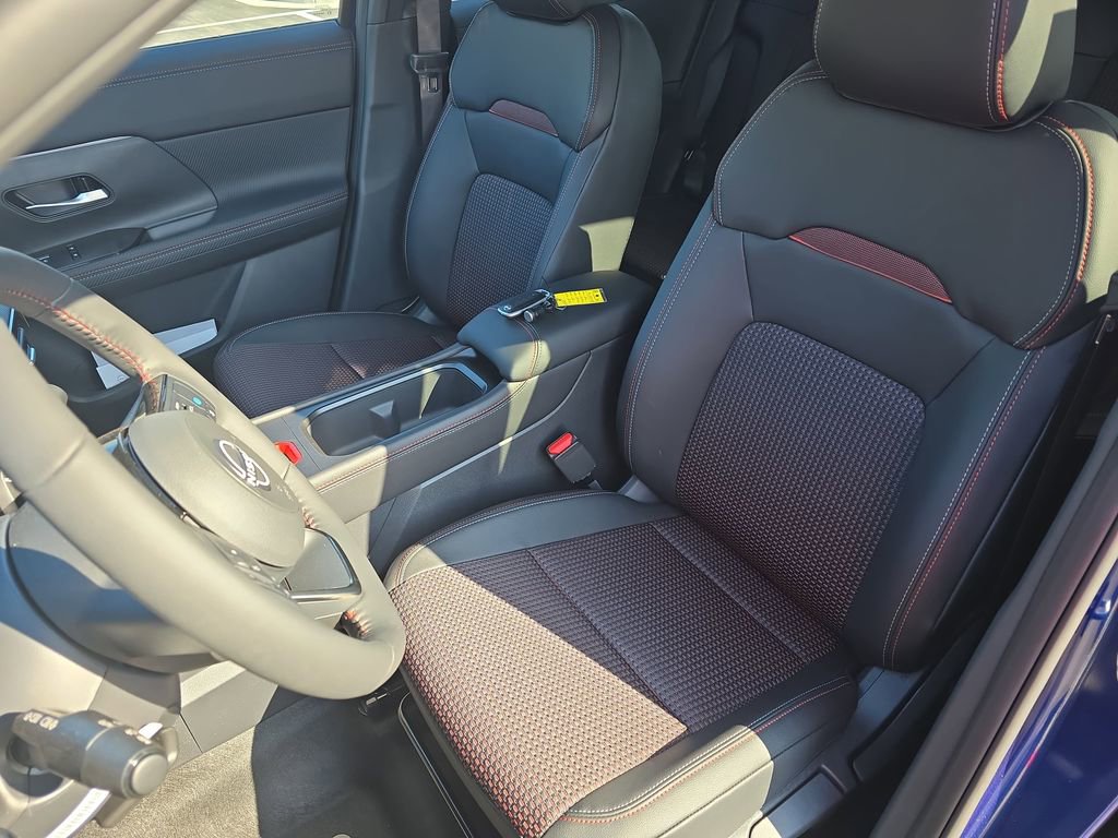 New 2026 Nissan Kicks SR FWD image 19